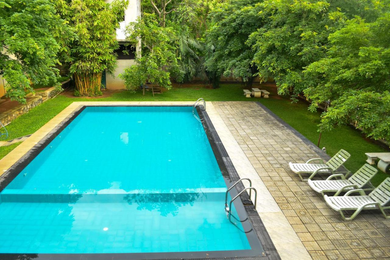 Pivisuma Lodge ดัมบูลลา ภายนอก รูปภาพ