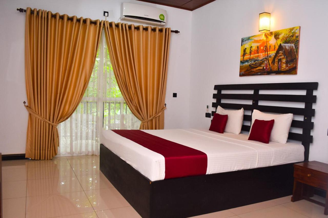 Pivisuma Lodge ดัมบูลลา ภายนอก รูปภาพ