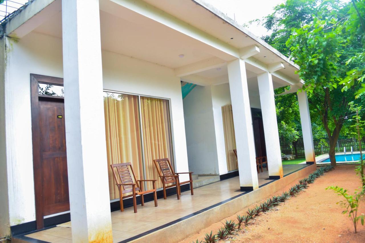 Pivisuma Lodge ดัมบูลลา ภายนอก รูปภาพ