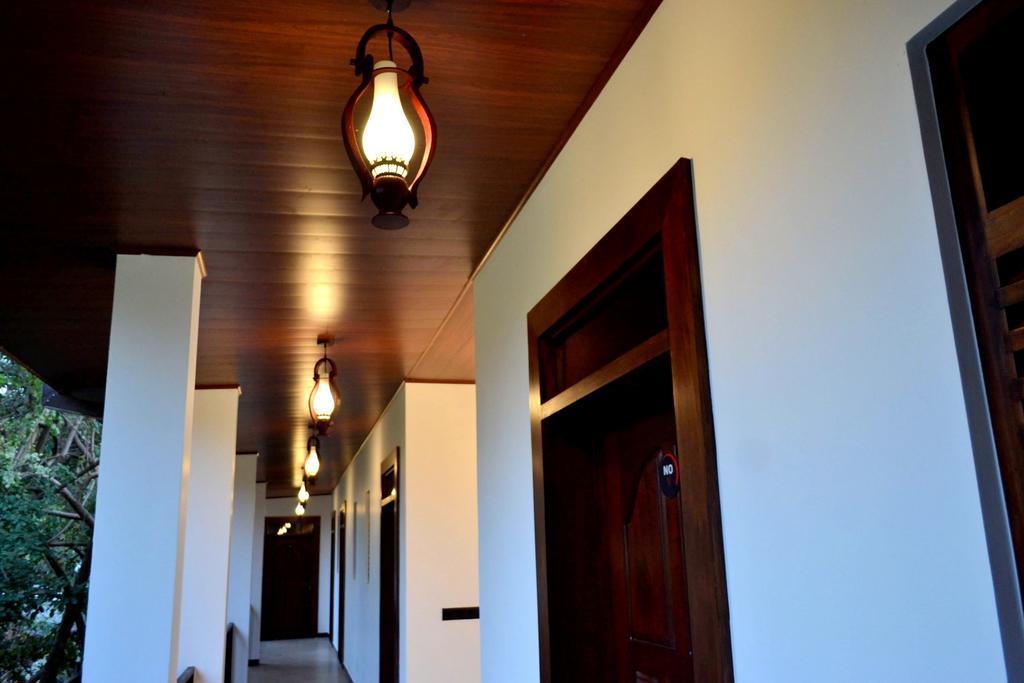 Pivisuma Lodge ดัมบูลลา ภายนอก รูปภาพ